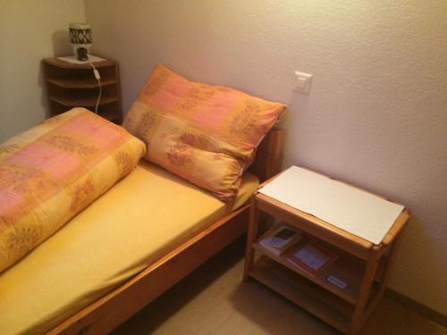 1 twin bed
