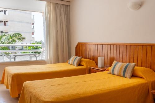 Apartamentos Borinquen - image 2