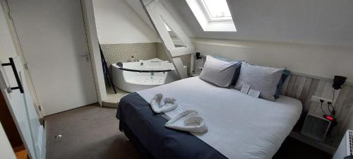1 queen bed