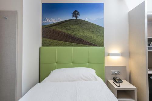 Adhhoc Hotel - image 9