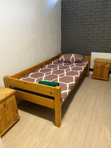3 twin beds