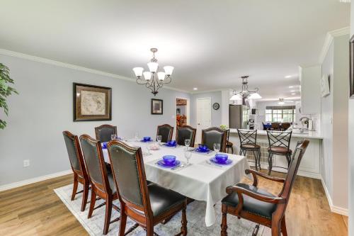 Fayetteville Retreat' on 9 Acres | Gym & Trails in Wheeler (AR)