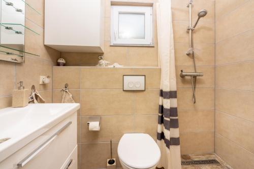 Green House Adria - image 4