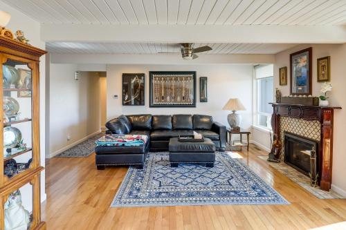 Home with Views and Fire Pit 10Mi to Aztec Ruins! - image 9
