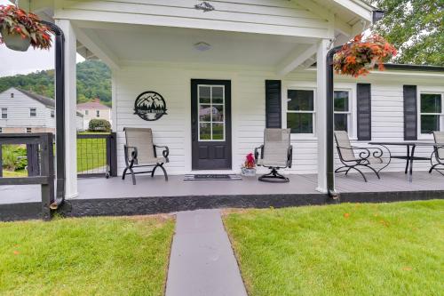 Mullens Home - Close to Hatfield-McCoy Trailhead! in Welča (WV)