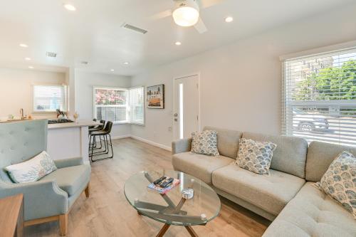 San Diego Cottage with Private Patio 2 Mi to Beach!