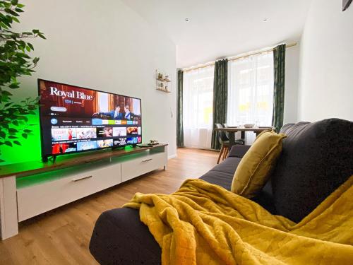 Freundliche Ferienwohnung mit Regendusche, Küche, Waschmaschine&Trockner, TV, WLAN, Lipsko (fotografie 9)