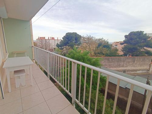 Apartment image 9