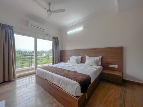 Hotel Elite by Agira- Spacious Apartments with Balcony