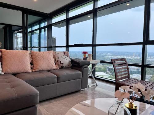 High Level Fabulous View 4Beds APT in Olympic Park - image 12