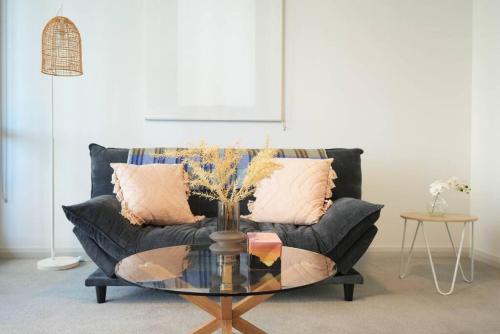 Adorable One Bedroom APT in heart of WWP - image 7