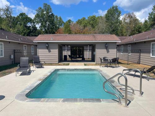 Úszómedence, Stagecoach Inn Woodville in Woodville (TX)