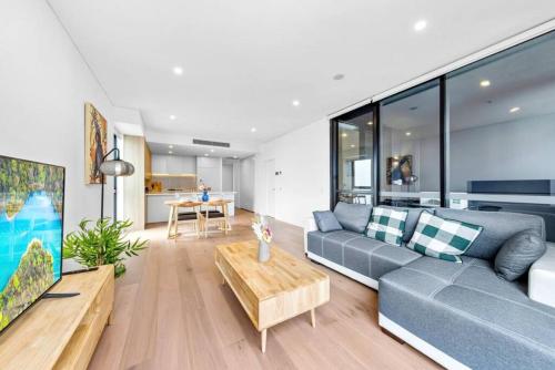 Modern 2BR Oasis - Walk to MQ Uni & Hospital - image 13