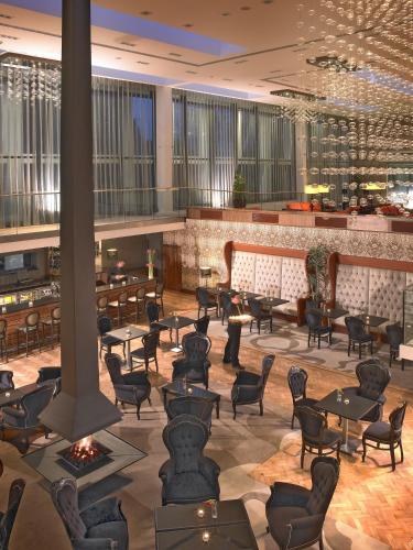 Restaurant, Rochestown Park Hotel & Leisure Centre in Douglas