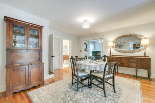 Historic and Charming Pittsboro Home with Fireplaces in Pittsboro, USA