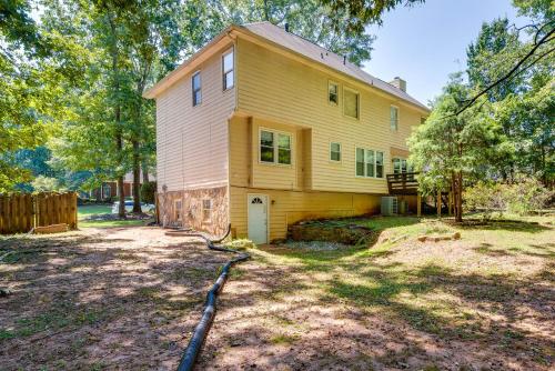 Peaceful Georgia Getaway Near Arabia Mountain! in Conyers, USA