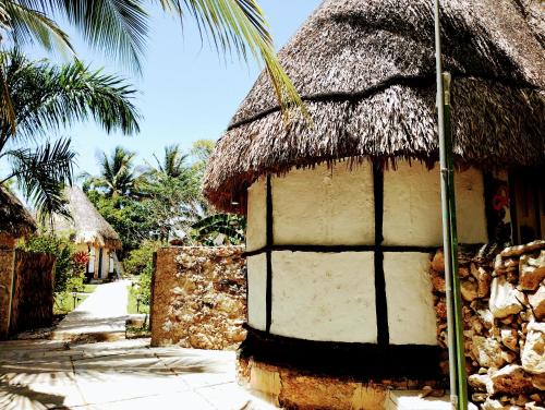 Hotel y Museo Aldea Maya Toktli Orígenes - Suite La Casa Maya - Alberca, Wifi Starlink, Tour Museo (Hotel y Museo Aldea Maya Toktli Origenes - Suite La Casa Maya - Alberca, Wifi Starlink, Tour Museo) in Guadalupe