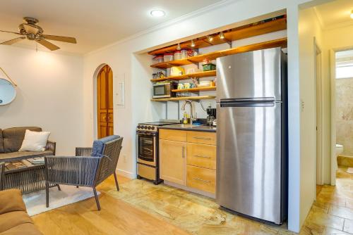 Surfer's Paradise: Waialua Condo Steps to Beach! in Mokuleia (HI)