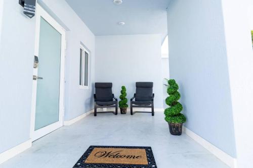 Facilities, Spacious Miami Home Heated Pool BBQ L35 in Westwood Lakes