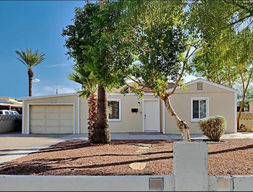 Rare PHONEIX luxurious Home W Amazing View