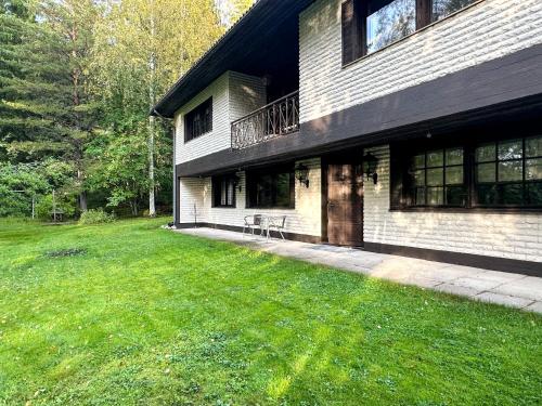 Зовнішній вигляд готелю, Sapelin airbnb, Parkano in Паркано