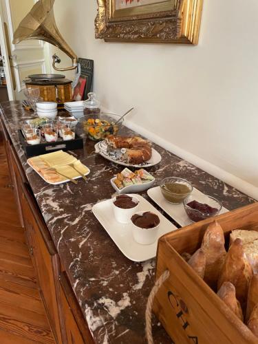 餐飲選擇, Chambre au Château de St-Pierre-Brouck (Chambre au Chateau de St-Pierre-Brouck) in 聖皮埃爾布魯克