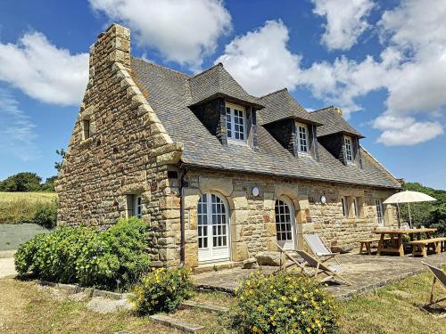 Maison Crozon, 5 pièces, 9 personnes - FR-1-370-75 - Location saisonnière - Crozon