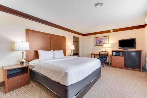 Best Western Movie Manor - image 3