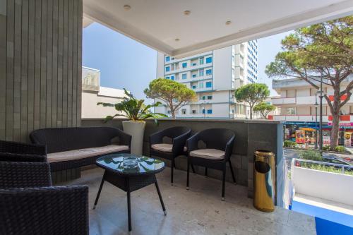 陽台/露台, 濱海酒店 (Hotel Esplanade) in 切塞納蒂科市中心