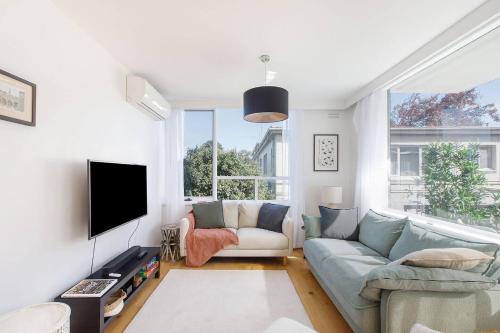 Edge of Elwood - Unwind in Style by St Kilda Beach