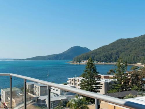Views More Views Sub Penthouse at The Breakwater in Shoal Bay - image 4