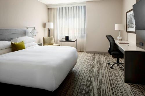 Marriott Cincinnati Airport - image 7