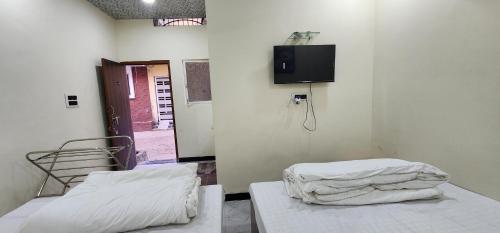 Sarvagya Drive Inn