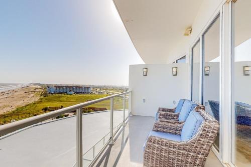 Diamond Beach Resort Sunshine Sea Breezes in Galveston, USA