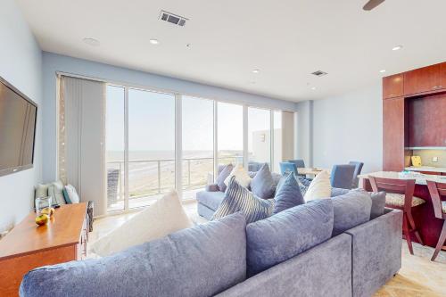 Diamond Beach Resort Sunshine Sea Breezes in Galveston, USA