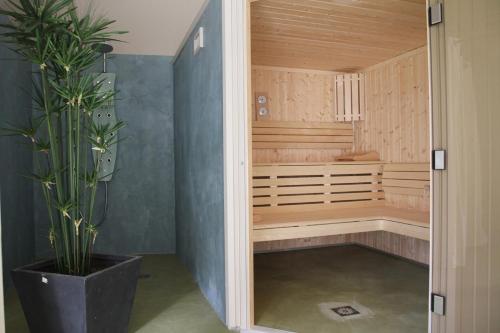 Szauna, Logis Hotel Restaurant Relais de la Mothe in Yzeures Sur Creuse