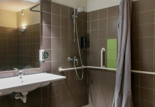B&B Hôtel Aubagne Gémenos - image 6
