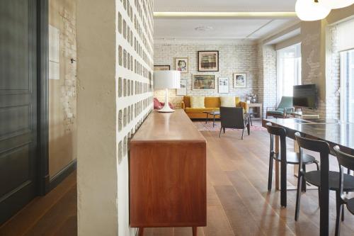 Dear Oldie Apartment by FeelFree Rentals - image 12