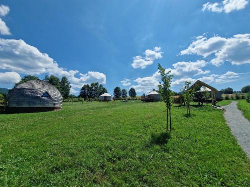 4 Żywioły - całoroczne domki kopułowe w Sudetach