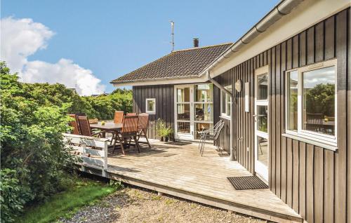 B&B Sønder Havrvig - Nice Home In Hvide Sande With 4 Bedrooms, Sauna And Wifi - Bed and Breakfast Sønder Havrvig