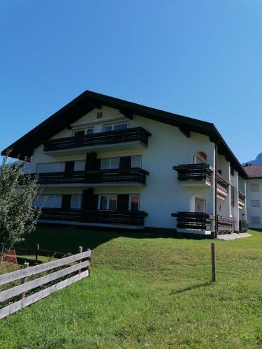 Three-Bedroom Apartment image 1