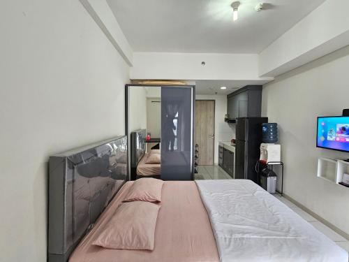 Apartemen Akasa Kirana T941 By LiviRooms Tangerang