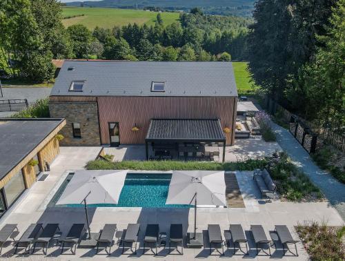 Villa Wood - Gîte de prestige en Ardennes - 10 personnes - Sauna, jacuzzi, piscine et billard