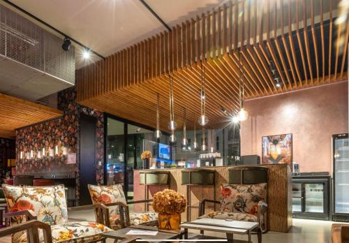 Aeronaut powered by Pearl 1 Living and Yachting Hospitality - main image