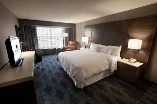DoubleTree by Hilton Bloomington Minneapolis South - image 11