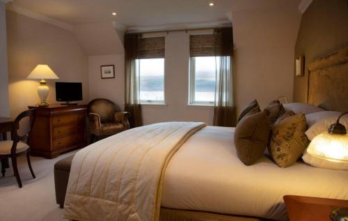 490709539 Loch Ness Lodge