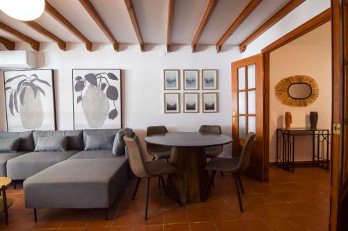 Two-Bedroom Apartment image 8