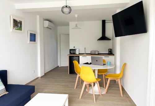 APARTAMENTOS EL CAMINO RESORTS - Apartment - Cóbreces