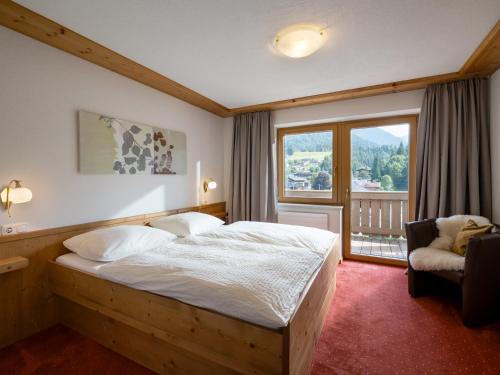  Gästehaus Gollner - Fewo Erde, Unterkunft in Fieberbrunn