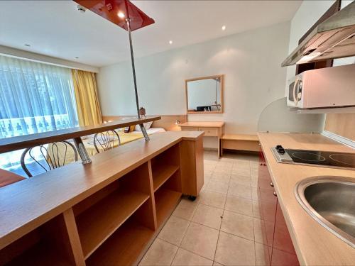 Menada Planeta Apartments - image 14